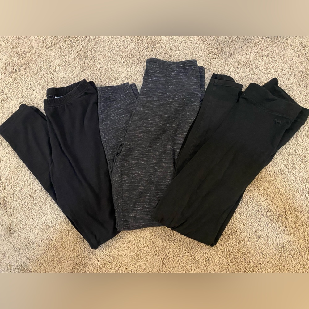 🖤🩶Bundle of women’s leggings • 3 pairs • GUC